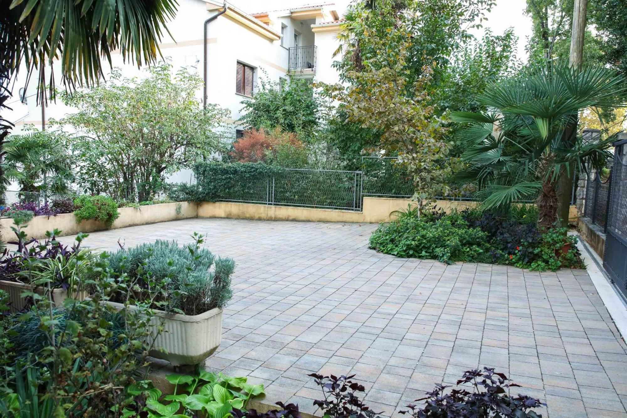 Apartman Lori Lovran Bagian luar foto