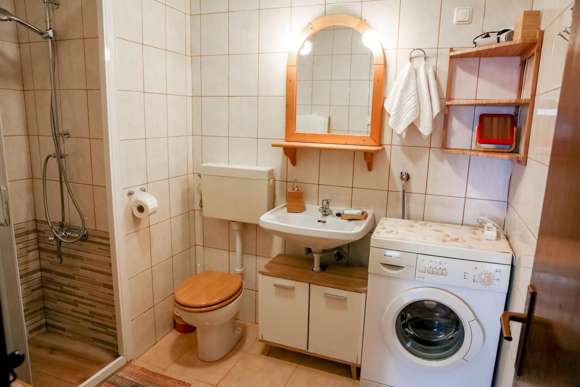 Apartman Lori Lovran Bagian luar foto